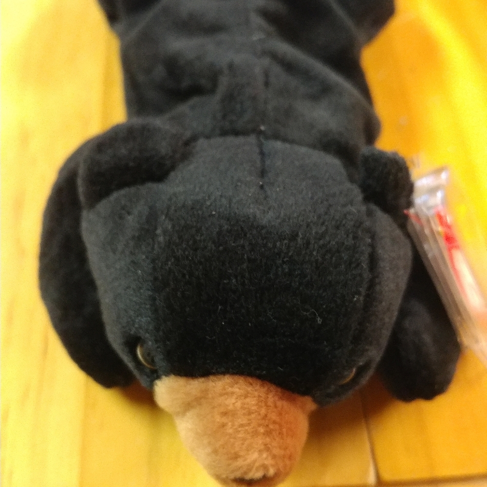 Beanie Baby, TY Retired, BLACKIE, MWET Collectable Plush
